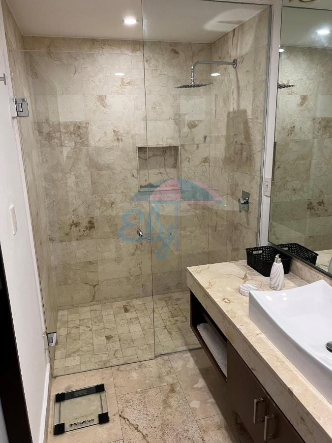 Apartamento Amplio Departamento Centrico! *
